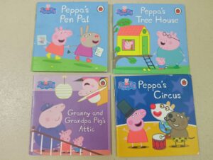 collection of of 4 Peppa pig mini books