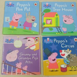 collection of of 4 Peppa pig mini books